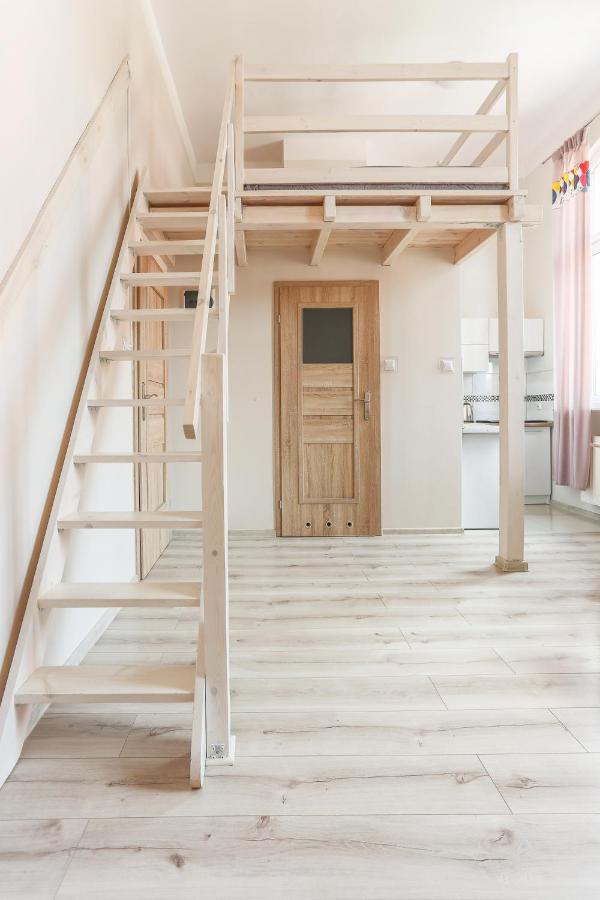 Apartament z Antresolą 1