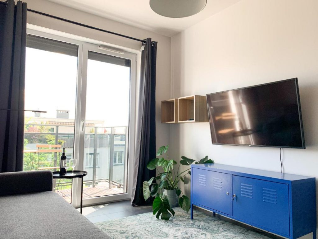 HomeStay Apartment with Parking