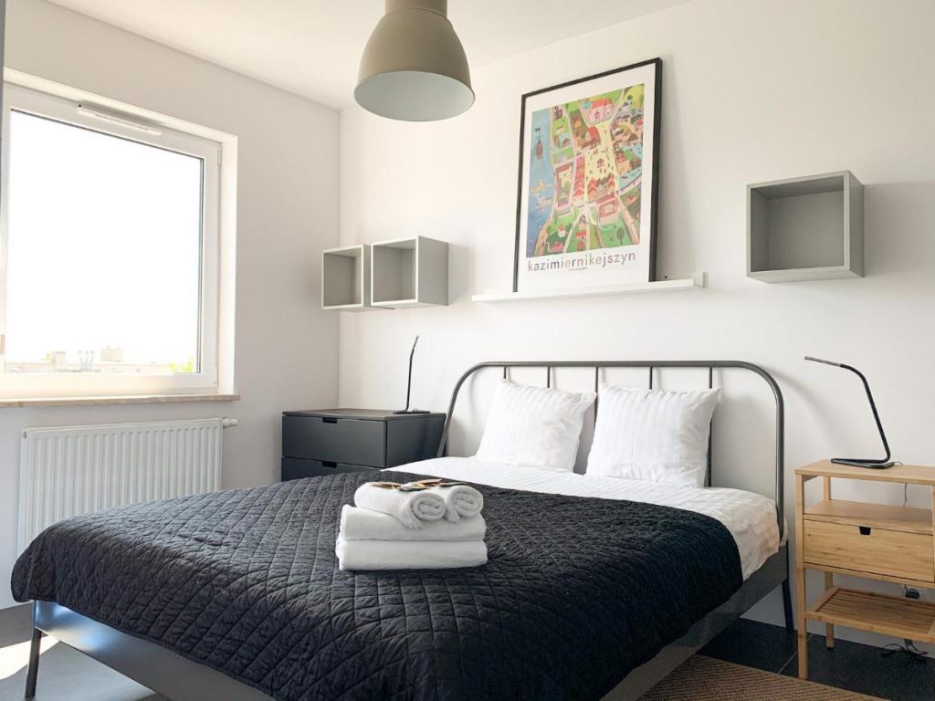 HomeStay Apartment with Parking