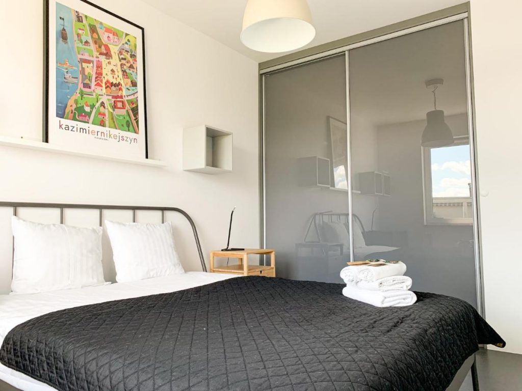 HomeStay Apartment with Parking