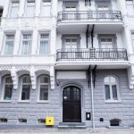 Petite Visite No.18A