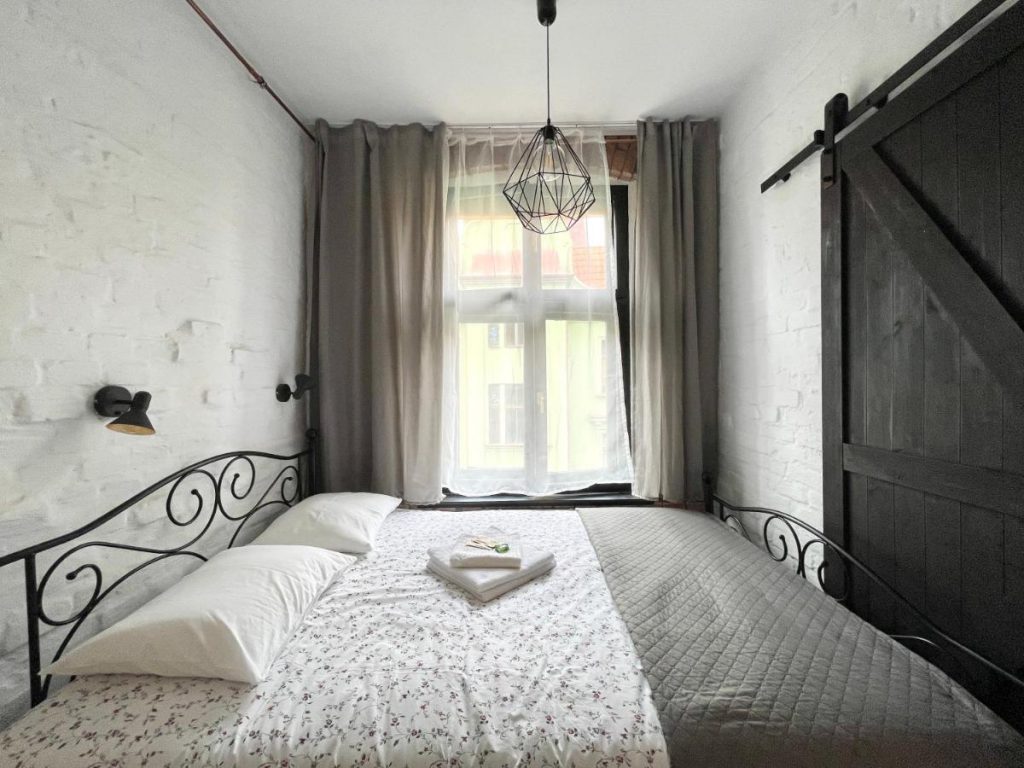 Copernicus Street Apartment – Twin Peaks