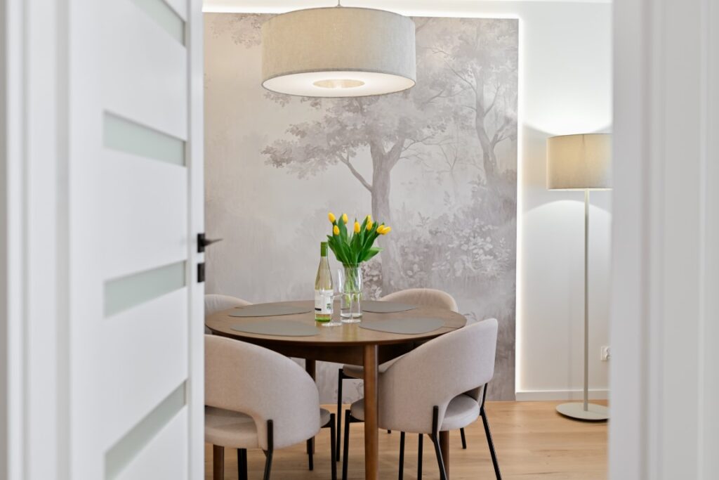 Golden Apartment